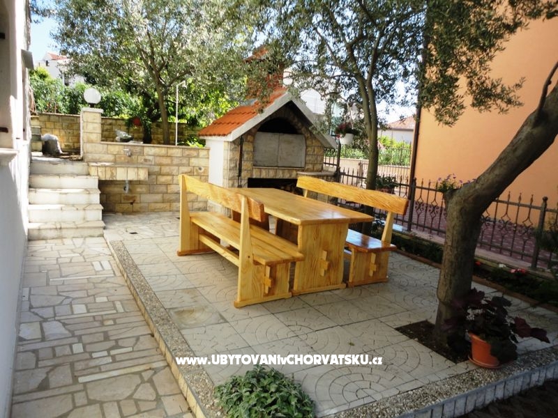 Apartment Vilic – Ferienwohnung Podstrana, Kroatien – Foto 3