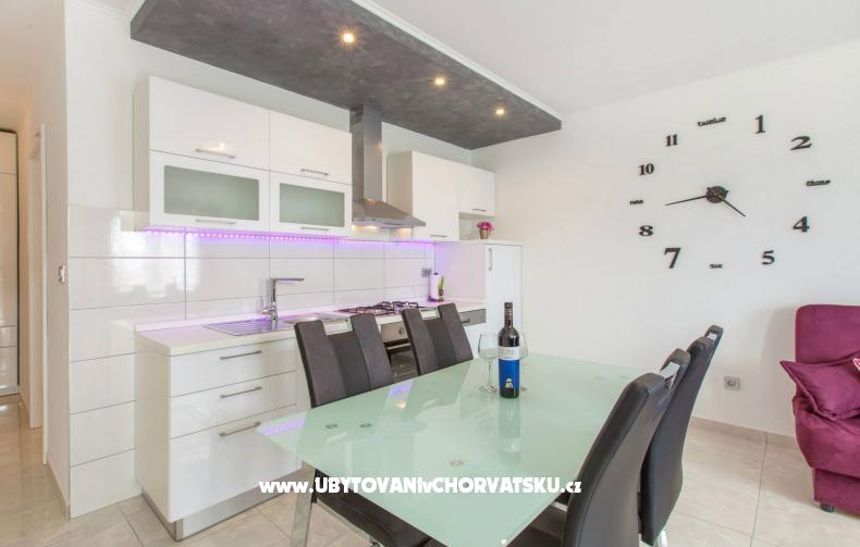 Appartement ERO – Ferienwohnung Podstrana, Kroatien – Foto 2