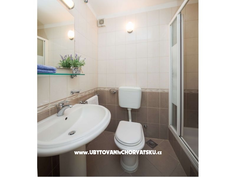 Appartement Lavica Seaside – Ferienwohnung Podstrana, Kroatien – Foto 12