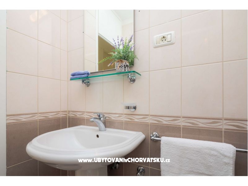 Appartement Lavica Seaside – Ferienwohnung Podstrana, Kroatien – Foto 14