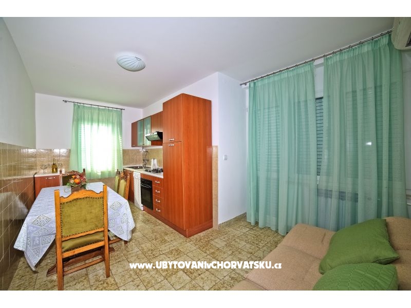 Ferienwohnungen Lela – Ferienwohnung Podstrana, Kroatien – Foto 12