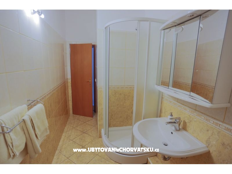 Ferienwohnungen Mediterano – Ferienwohnung Podstrana, Kroatien – Foto 5