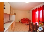 Ferienwohnungen Orange Haus - Podstrana Kroatien