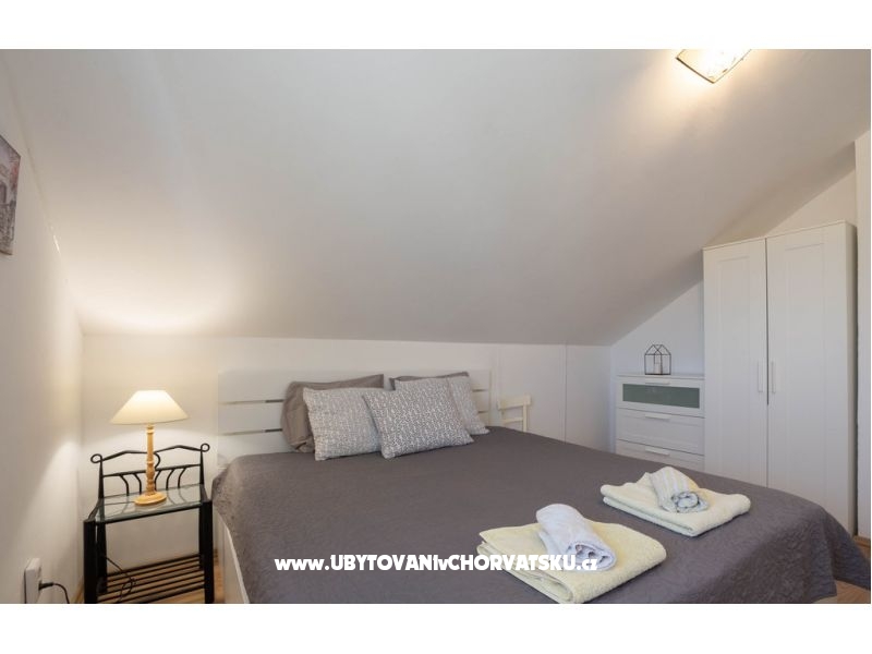 Villa Marante mit Pool – Ferienwohnung Podstrana, Kroatien – Foto 20
