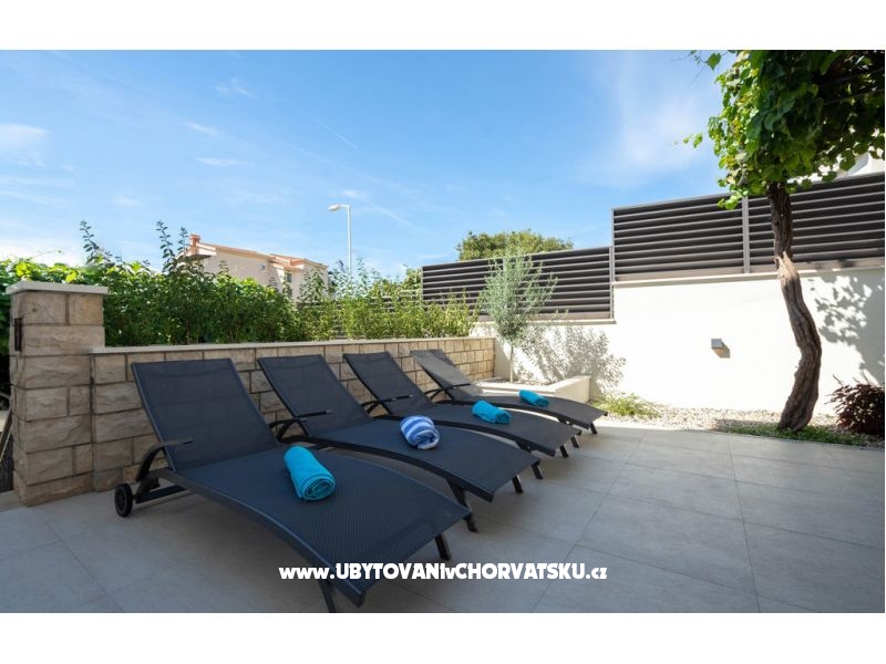 Villa Marante mit Pool – Ferienwohnung Podstrana, Kroatien – Foto 23