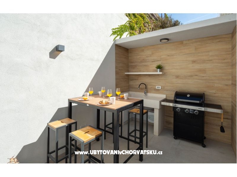 Villa Marante mit Pool – Ferienwohnung Podstrana, Kroatien – Foto 5
