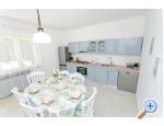 Villa Marante mit Pool – Podstrana – Vorschau 16