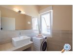 Villa Marante mit Pool – Podstrana – Vorschau 9