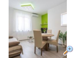 SKY Apartmaji - Podstrana Hrvaka