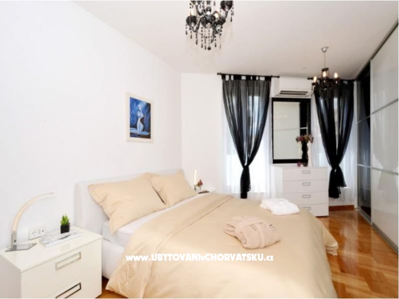 VILLA DANGELO Luxury Residence – Ferienwohnung Podstrana, Kroatien – Foto 2