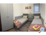 Appartements Milokanovi - Pore Kroatien