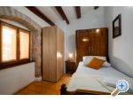 Ferienhaus Cerjani - Pore� Kroatien