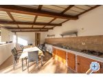 Ferienhaus Cerjani - Pore� Kroatien