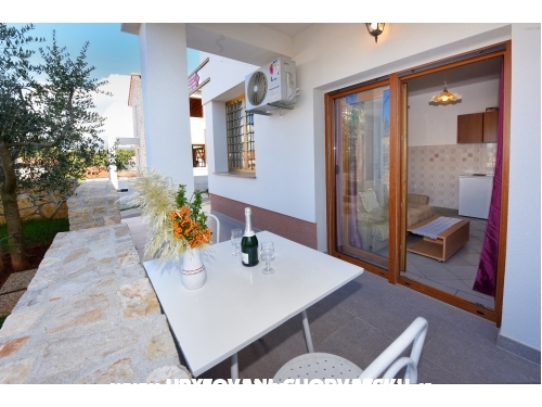 Olivetta Apartments - Pore� Croatia