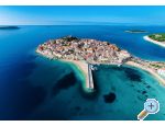 Apartma  Laura Galenica - Primoten Hrvaka