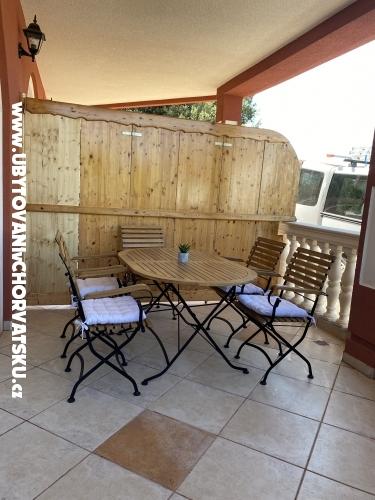 Appartements Abramovi - Primoten Croatie
