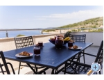 Apartmaji Andreja - Primoten Hrvaka