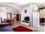 Appartements Andreja - Primoten Kroatien