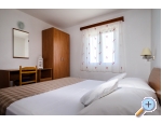 Appartements Andreja - Primoten Kroatien