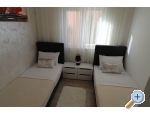 Appartements Bilokapi - Primoten Kroatien