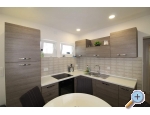 Appartements Lorento - Primoten Kroatien