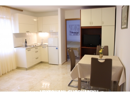 Appartements Maja - Primoten Croatie