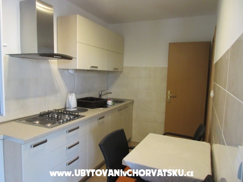 Appartements Maja - Primoten Croatie