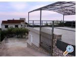 Appartements Maja - Primoten Croatie