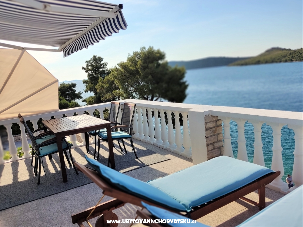 Appartements Martin - Primoten Croatie