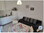 Apartmaji  ToJo - Primoten Hrvaka