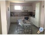 Appartements Zorka Primoten - Primoten Kroatien