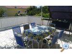 Apartmaji Zvone - Primoten - Primoten Hrvaka