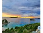 Appartements TONI I IRIS*** - Primoten Croatie