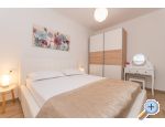Apartmaji Bonaca - Primoten Hrvaka