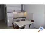 Apartmaji Kovac - Primoten Hrvaka