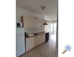 Apartmaji Kovac - Primoten Hrvaka