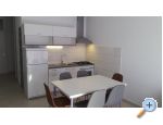 Apartmaji Kovac - Primoten Hrvaka