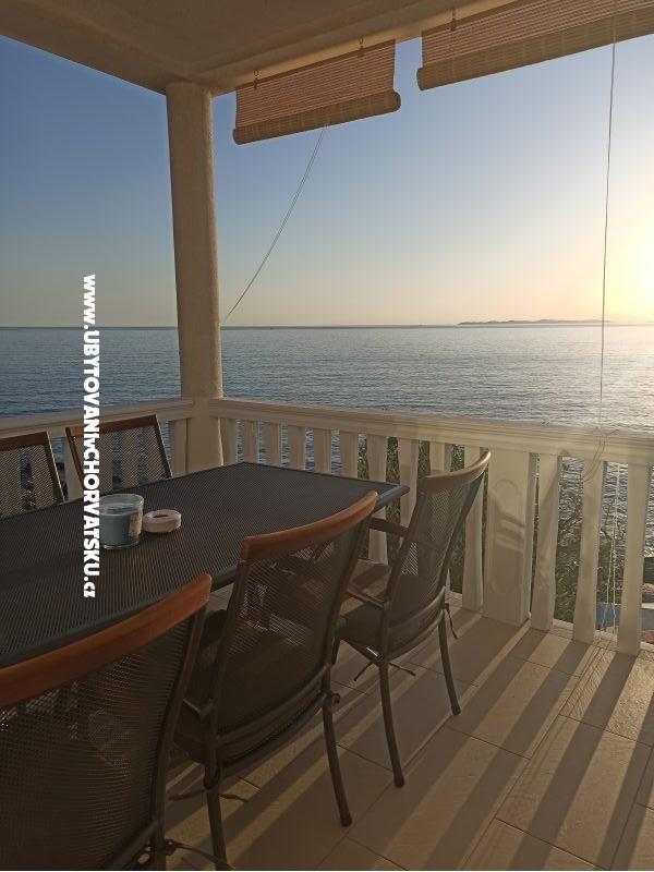 Ferienwohnungen Nevjestić  – Ferienwohnung Primosten, Kroatien – Foto 1