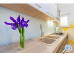 Holiday Apartmaji Danica **** - Primoten Hrvaka