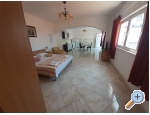 Vila Rozario - Tepli bok - Primoten Kroatien
