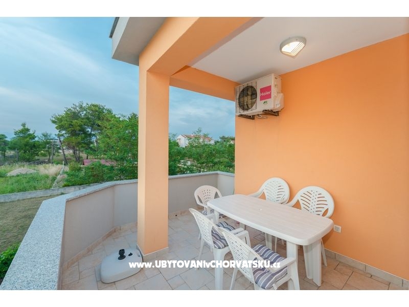 Appartements Dora – Ferienwohnung Privlaka, Kroatien – Foto 11
