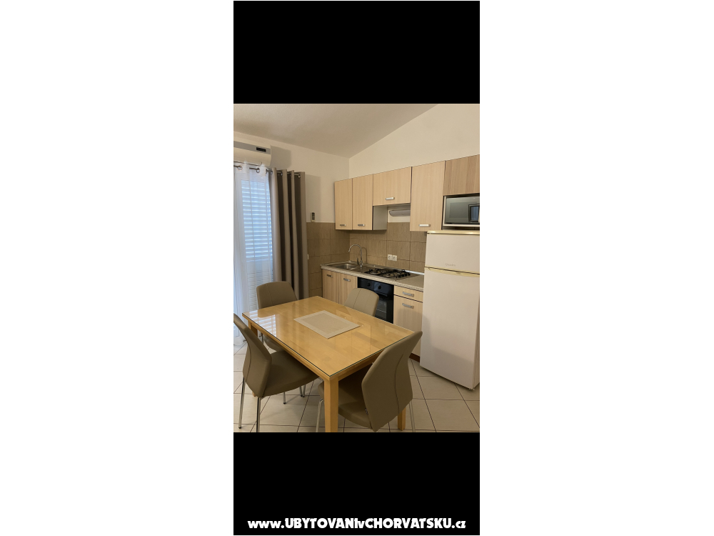 Apartmanok Lolo - Privlaka Horv�torsz�g