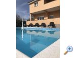 Apartmaji  Nelly - Privlaka Hrvaka