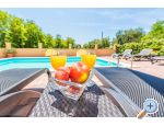 Apartmaji  Nelly - Privlaka Hrvaka