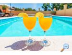 Apartmaji  Nelly - Privlaka Hrvaka