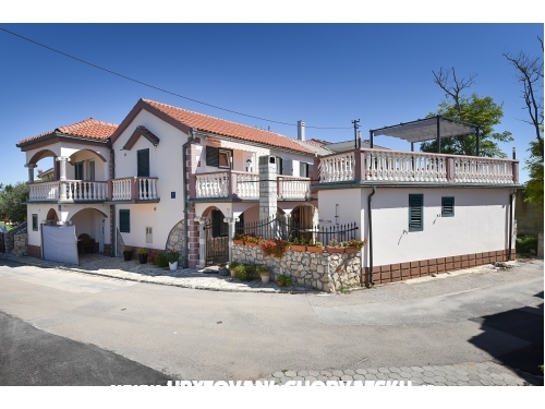 Appartements Liljana Ledinko - Privlaka Croatie