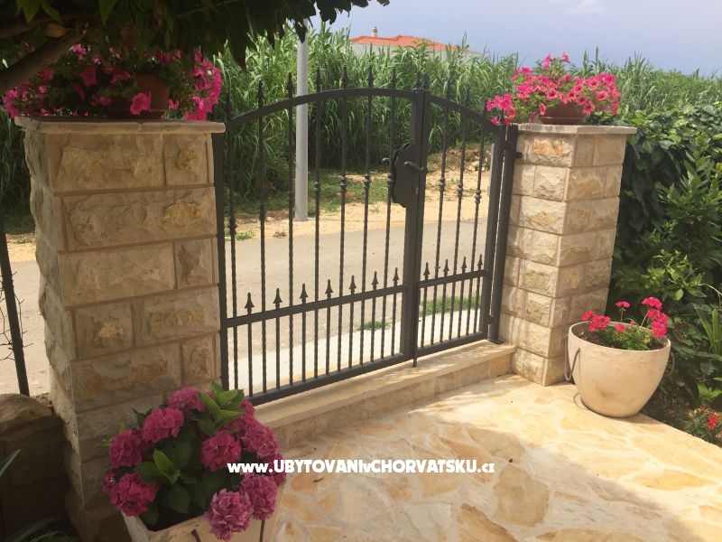 Ferienwohnungen Lolo – Ferienwohnung Privlaka, Kroatien – Foto 3