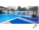 Villa Bianca - swimming pool - Privlaka Kroatien