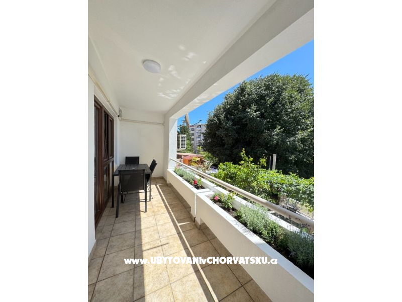 Flowers Apartm�ny Pula – foto 10