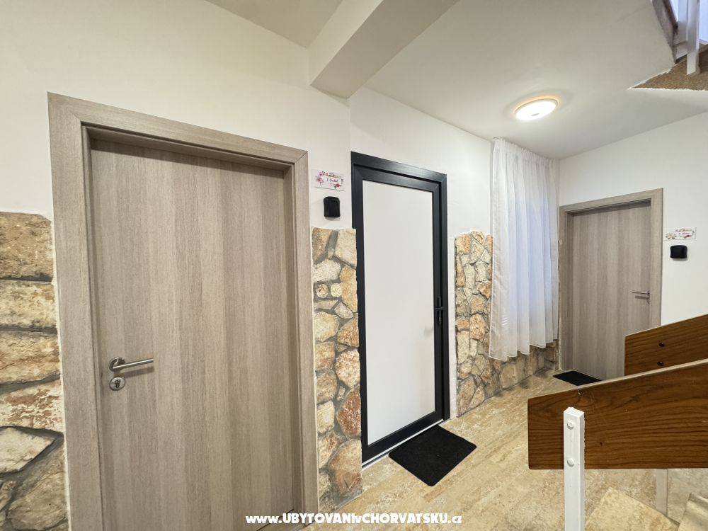 Flowers Apartmanok Pula - Pula Horv�torsz�g